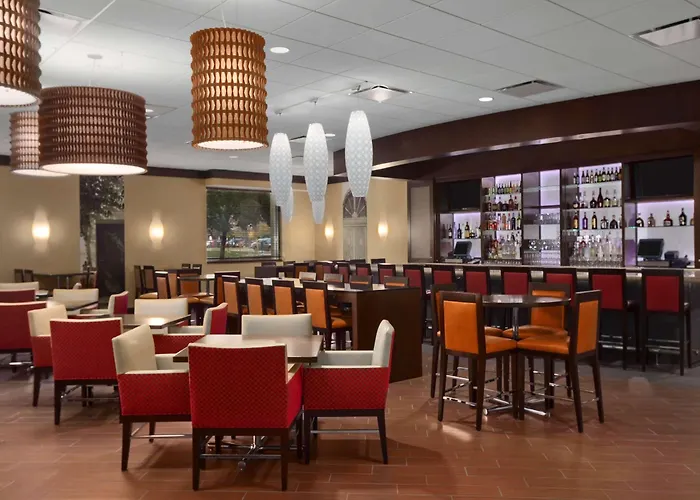 Embassy By Hilton Chicago O'hare Hotel