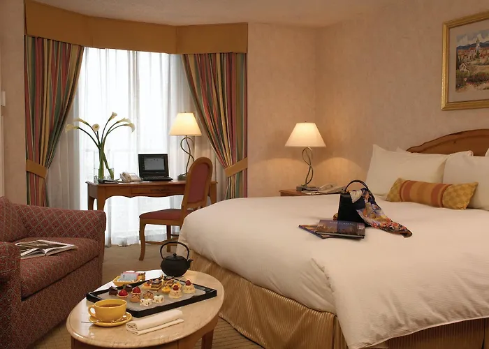 Embassy By Hilton Chicago O'hare Rosemont