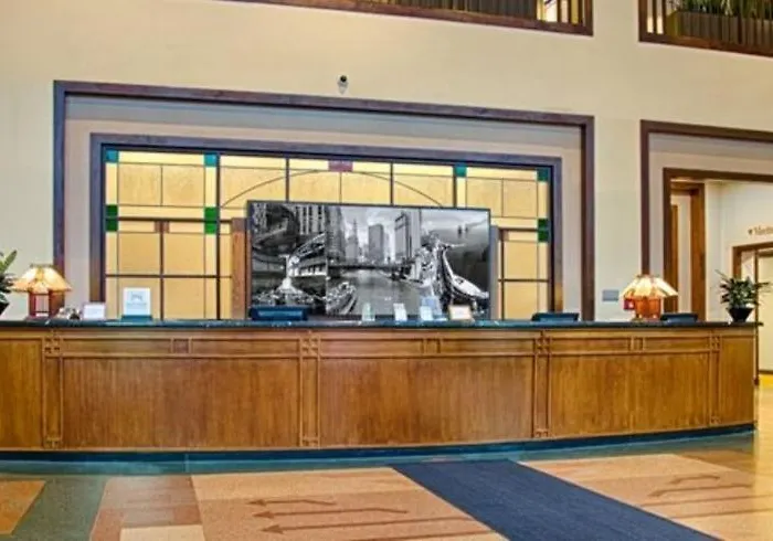 Hotel Embassy By Hilton Chicago O'hare Rosemont