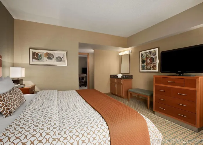 Embassy By Hilton Chicago O'hare 4* Rosemont