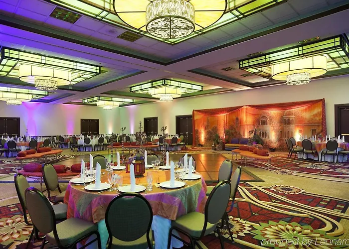 Embassy By Hilton Chicago O'hare Hotel 4*
