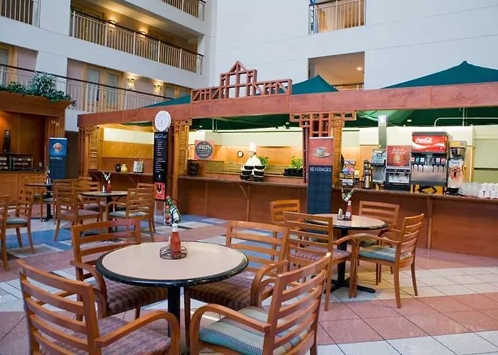 Hotel Embassy By Hilton Chicago O'hare Rosemont