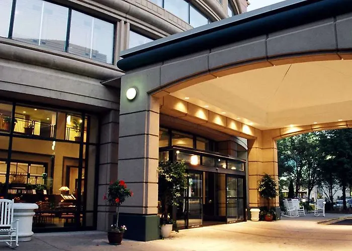 Embassy By Hilton Chicago O'hare Rosemont